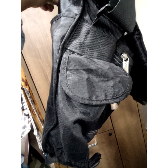 Reaction Kenneth Cole Black Messenger Bag Laptop Briefcase‎ - Picture 11 of 11